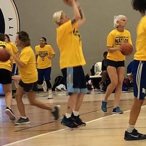 Meet your Posher, Sandy